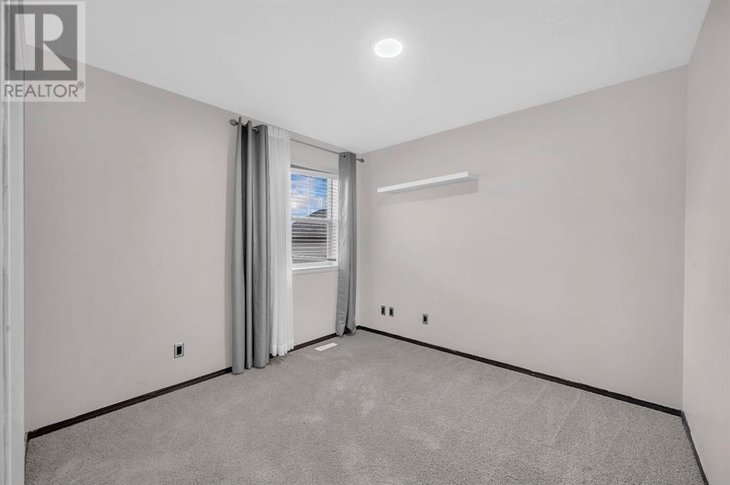 Photo 24 of 235 Hawkmere Road, Chestermere AB