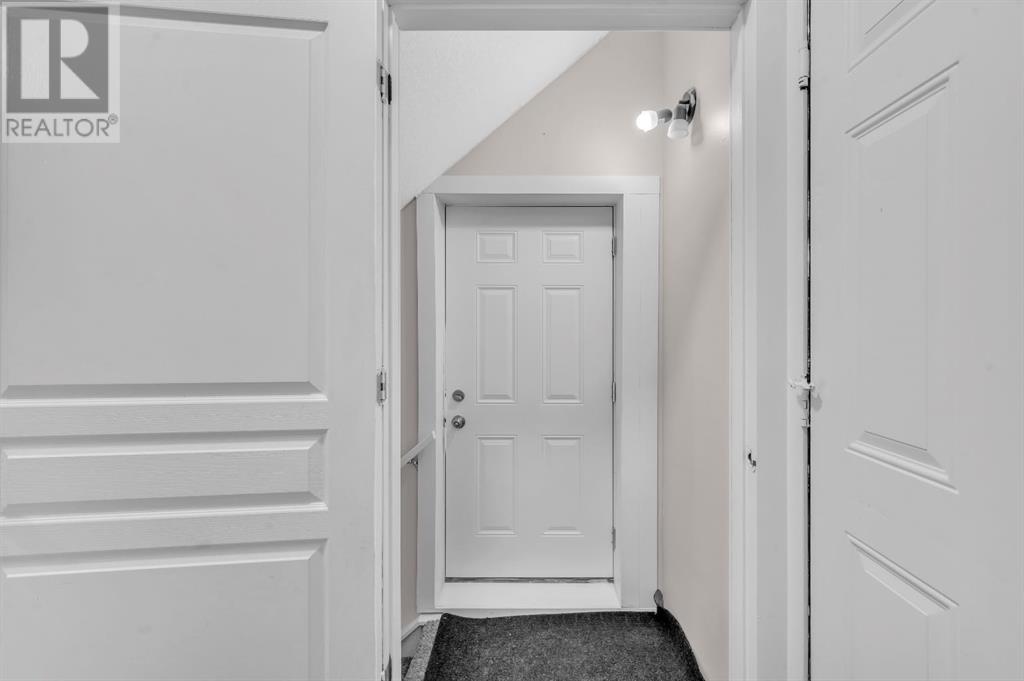 Photo 13 of 235 Hawkmere Road, Chestermere AB