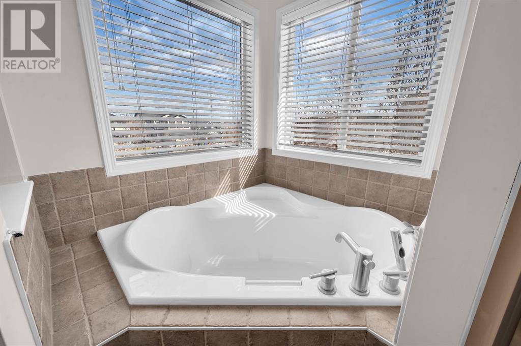 Photo 29 of 235 Hawkmere Road, Chestermere AB