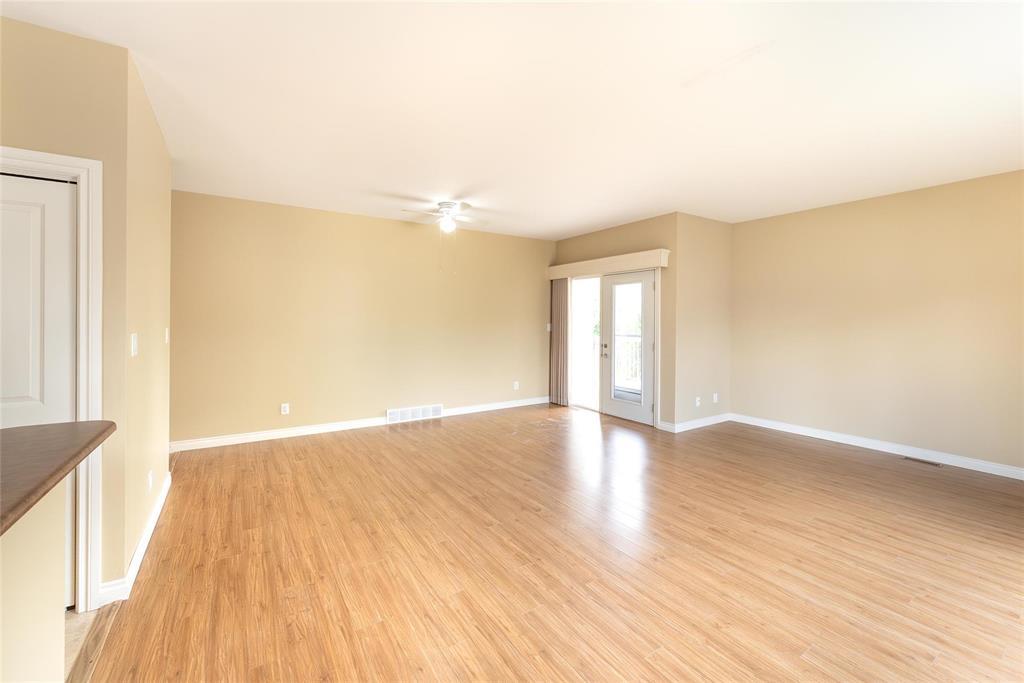 Photo 11 of 108 325 Third Street N, Beausejour MB