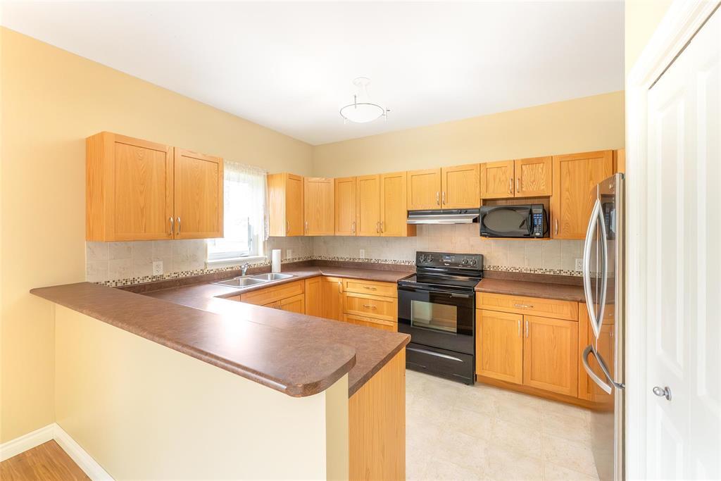 Photo 14 of 108 325 Third Street N, Beausejour MB