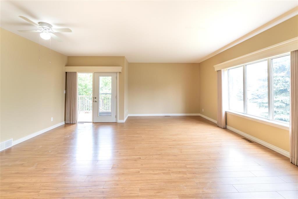Photo 10 of 108 325 Third Street N, Beausejour MB