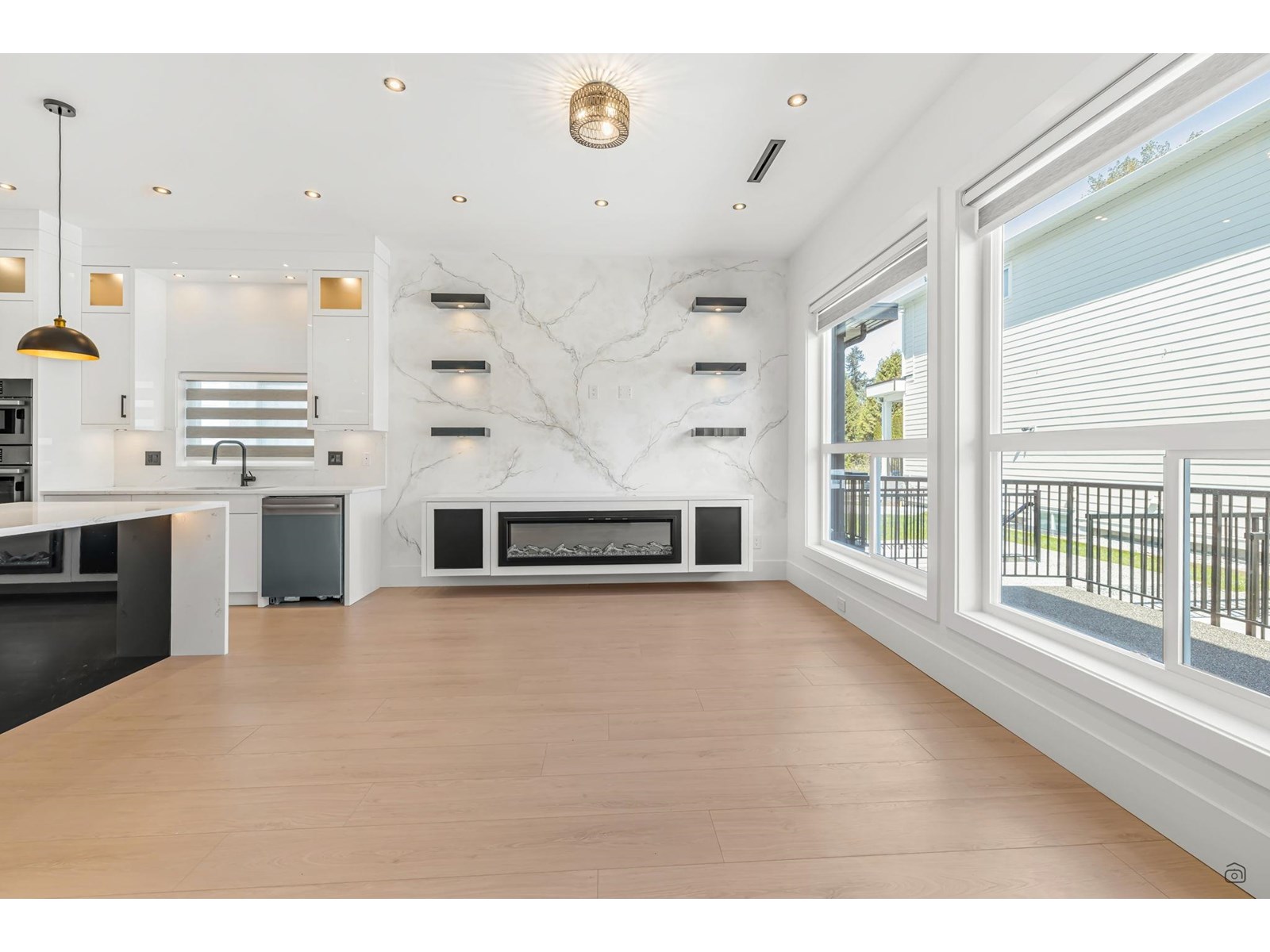 Photo 13 of 88 171 Street, Surrey BC