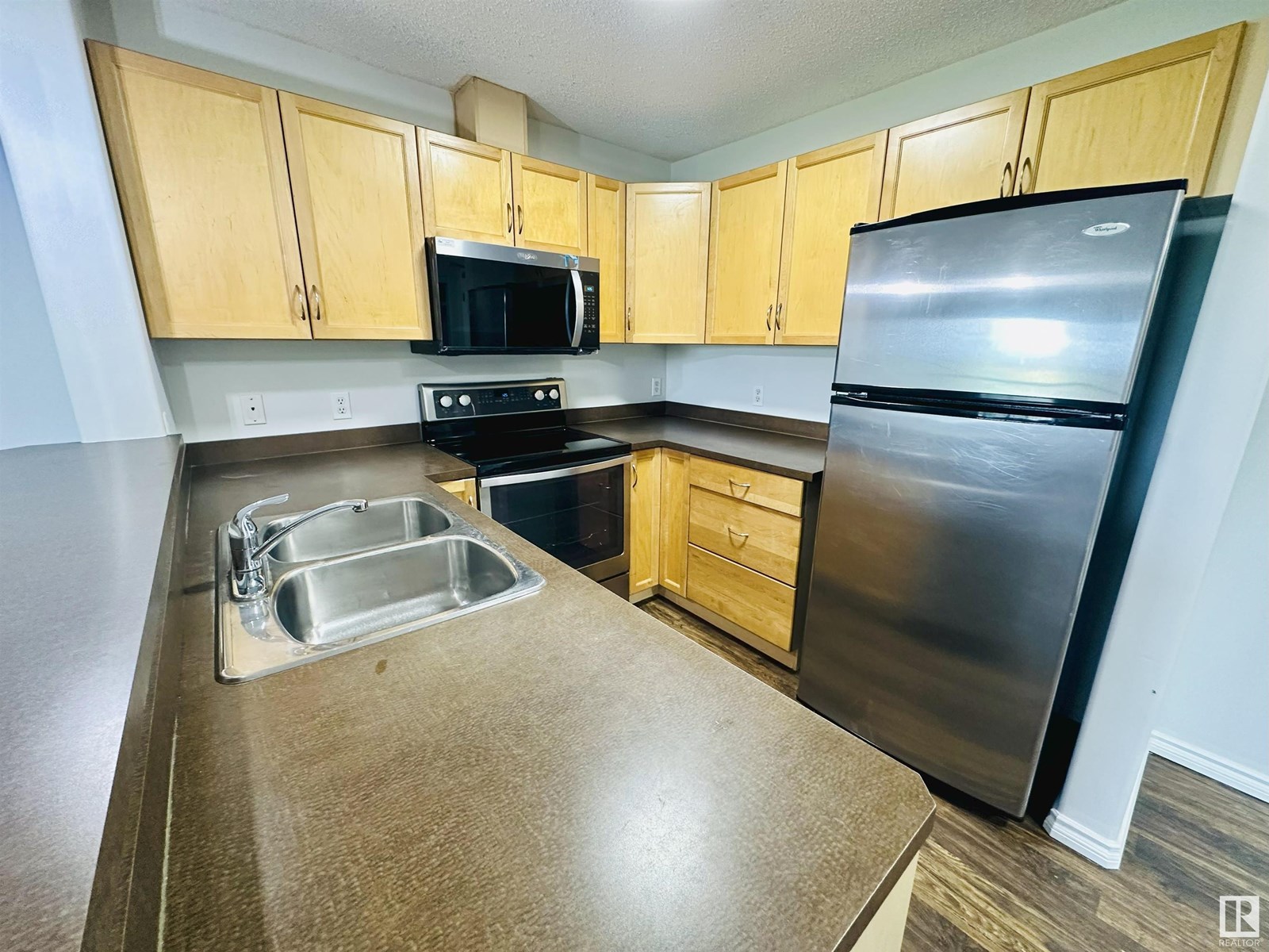 Photo 8 of 318 646 Mcallister Lo Sw, Edmonton AB