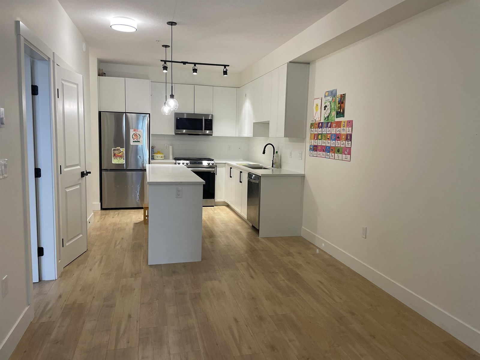 Photo 4 of 104 7506 199 A Street, Langley BC