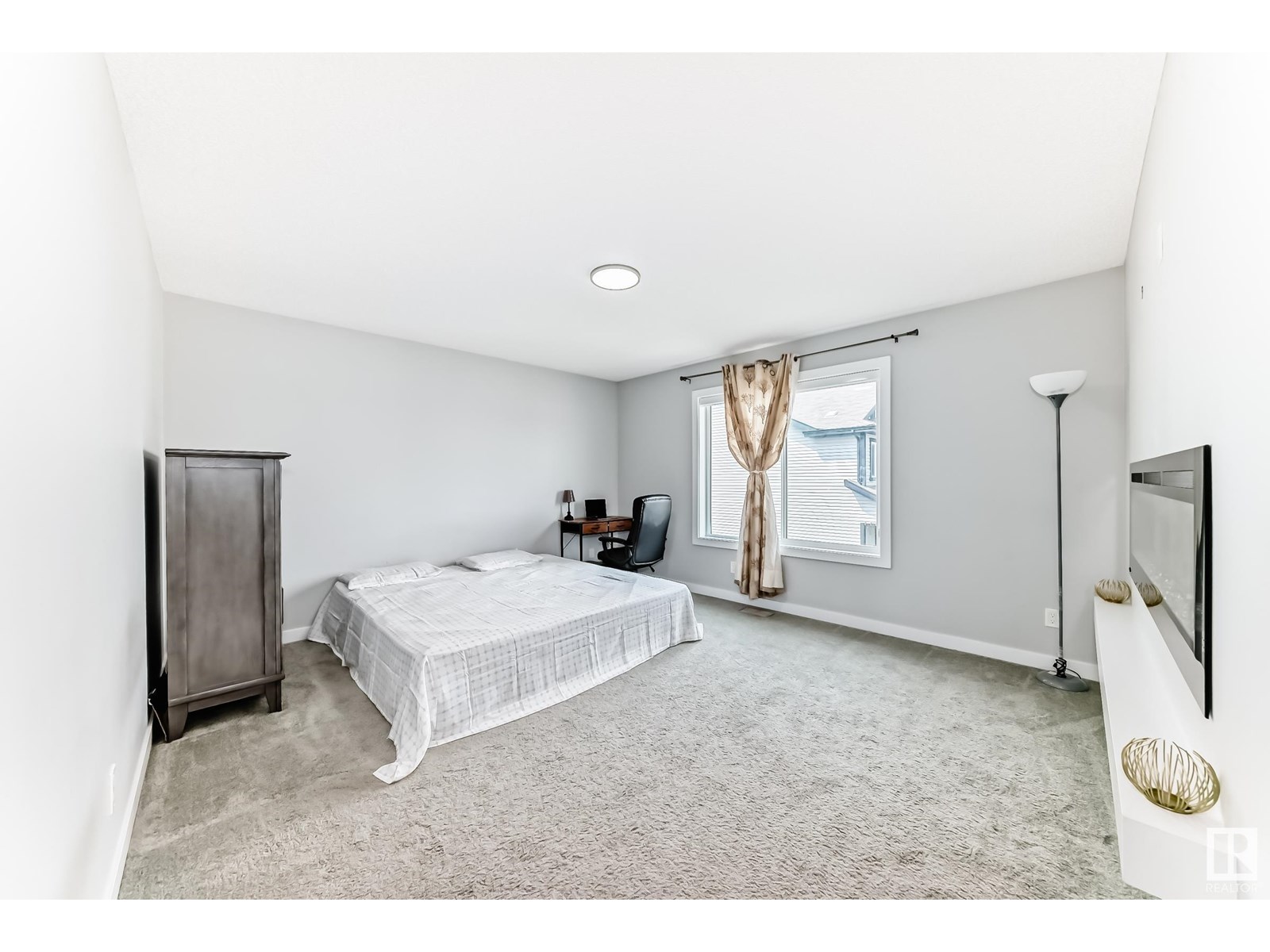 Photo 26 of 1452 30 St Nw, Edmonton AB
