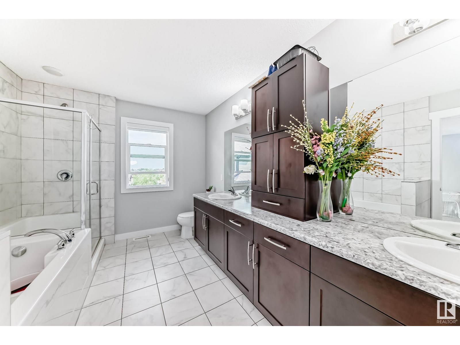 Photo 28 of 1452 30 St Nw, Edmonton AB