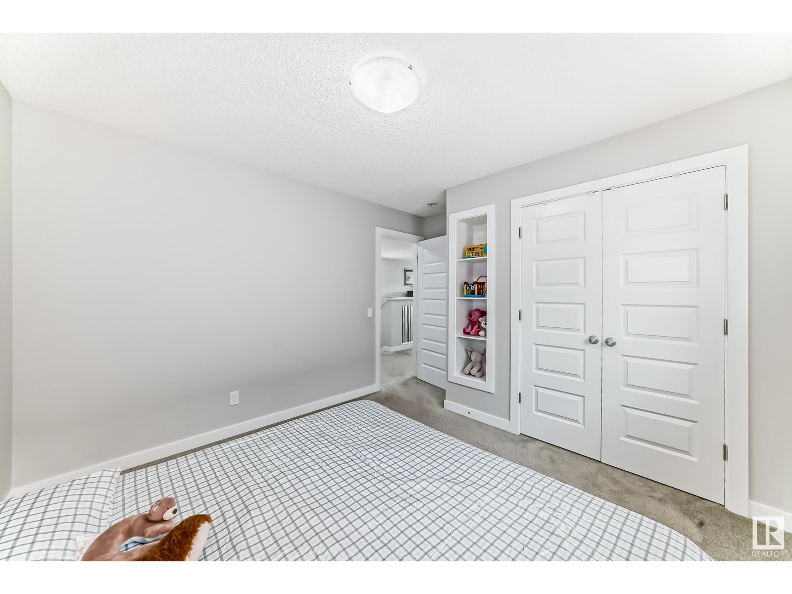 Photo 36 of 1452 30 St Nw, Edmonton AB