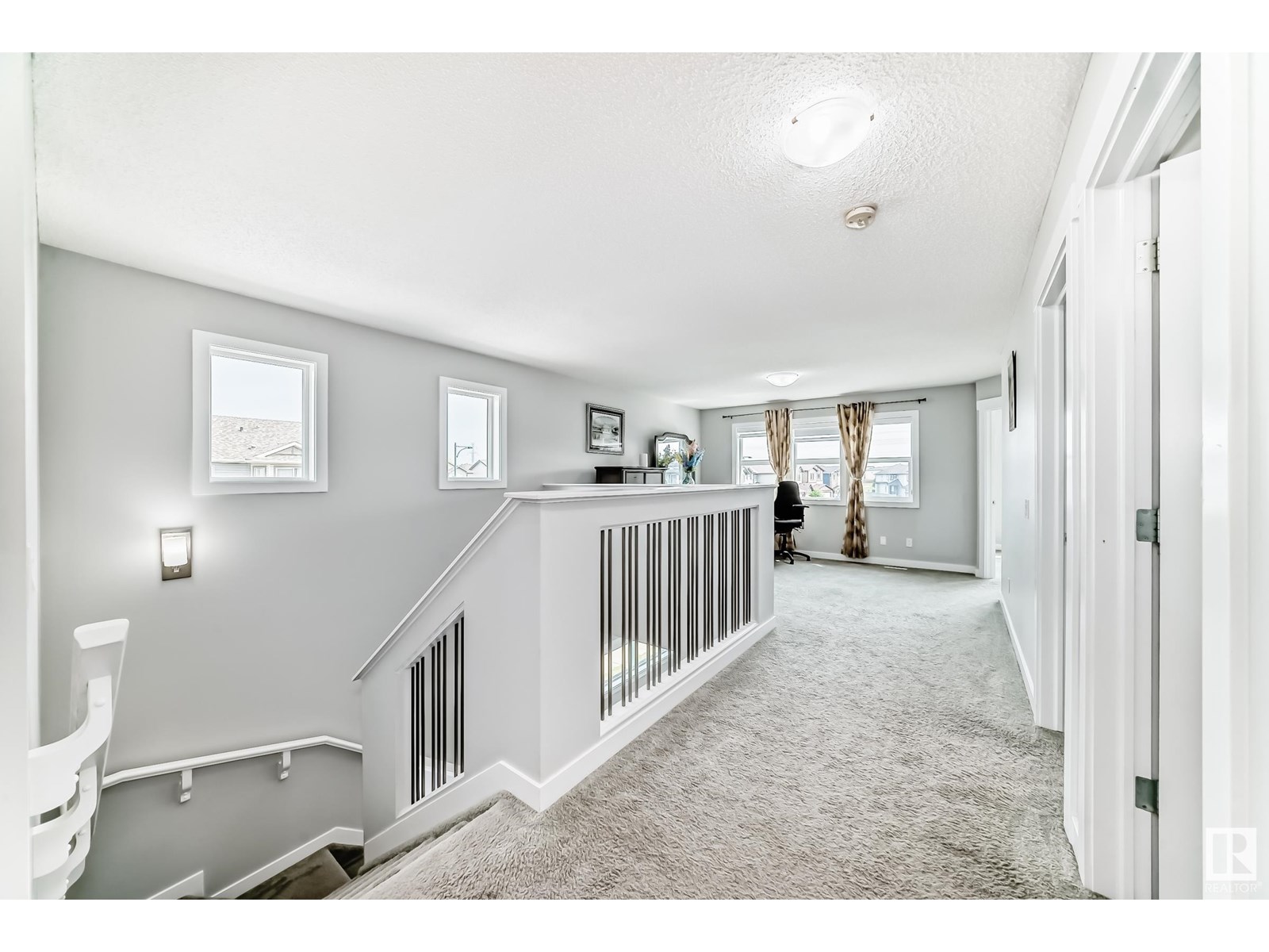 Photo 42 of 1452 30 St Nw, Edmonton AB