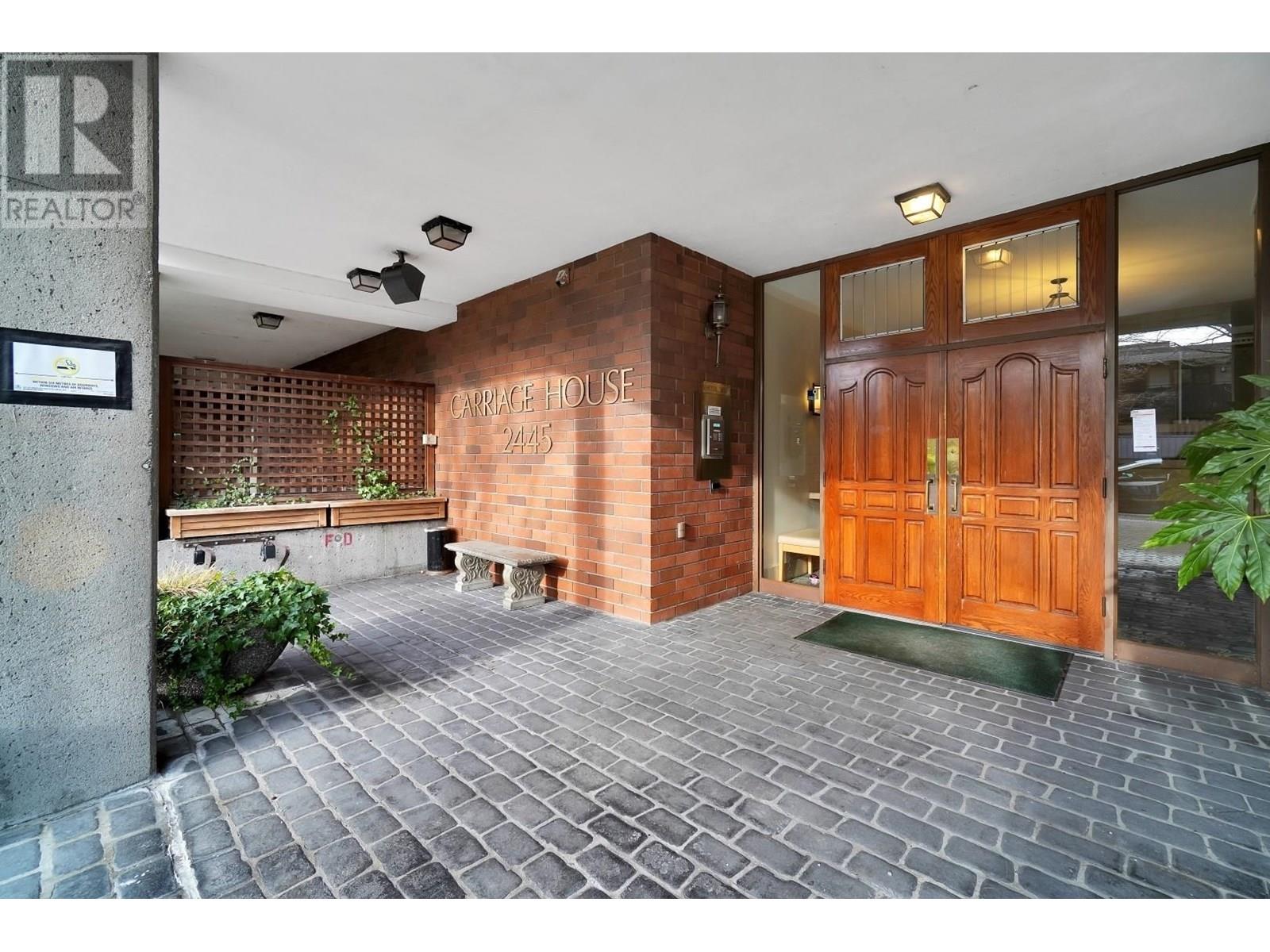 Photo 1 of 1104 2445 W 3rd Avenue, Vancouver BC