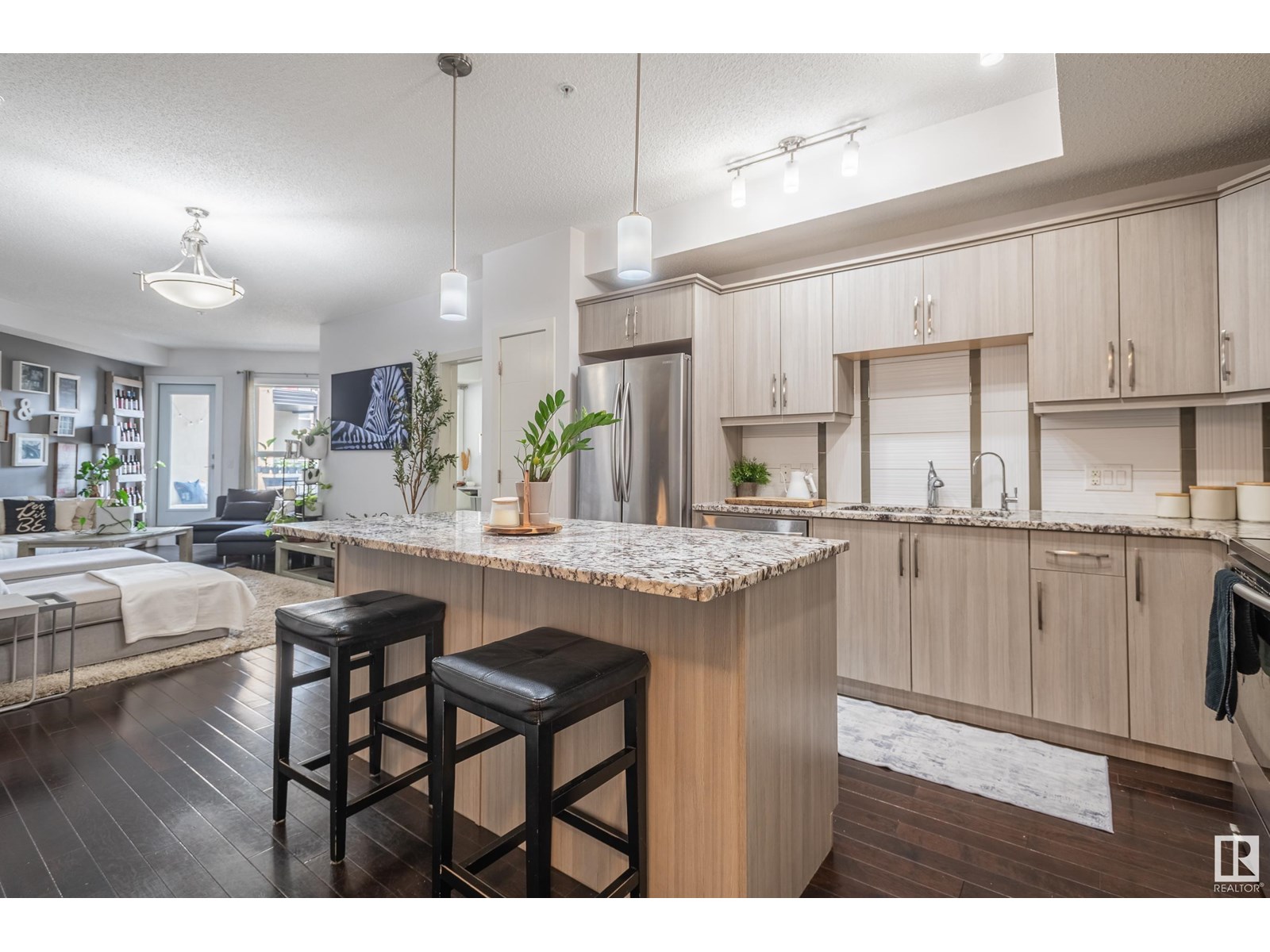 Photo 16 of 305 10523 123 St Nw, Edmonton AB
