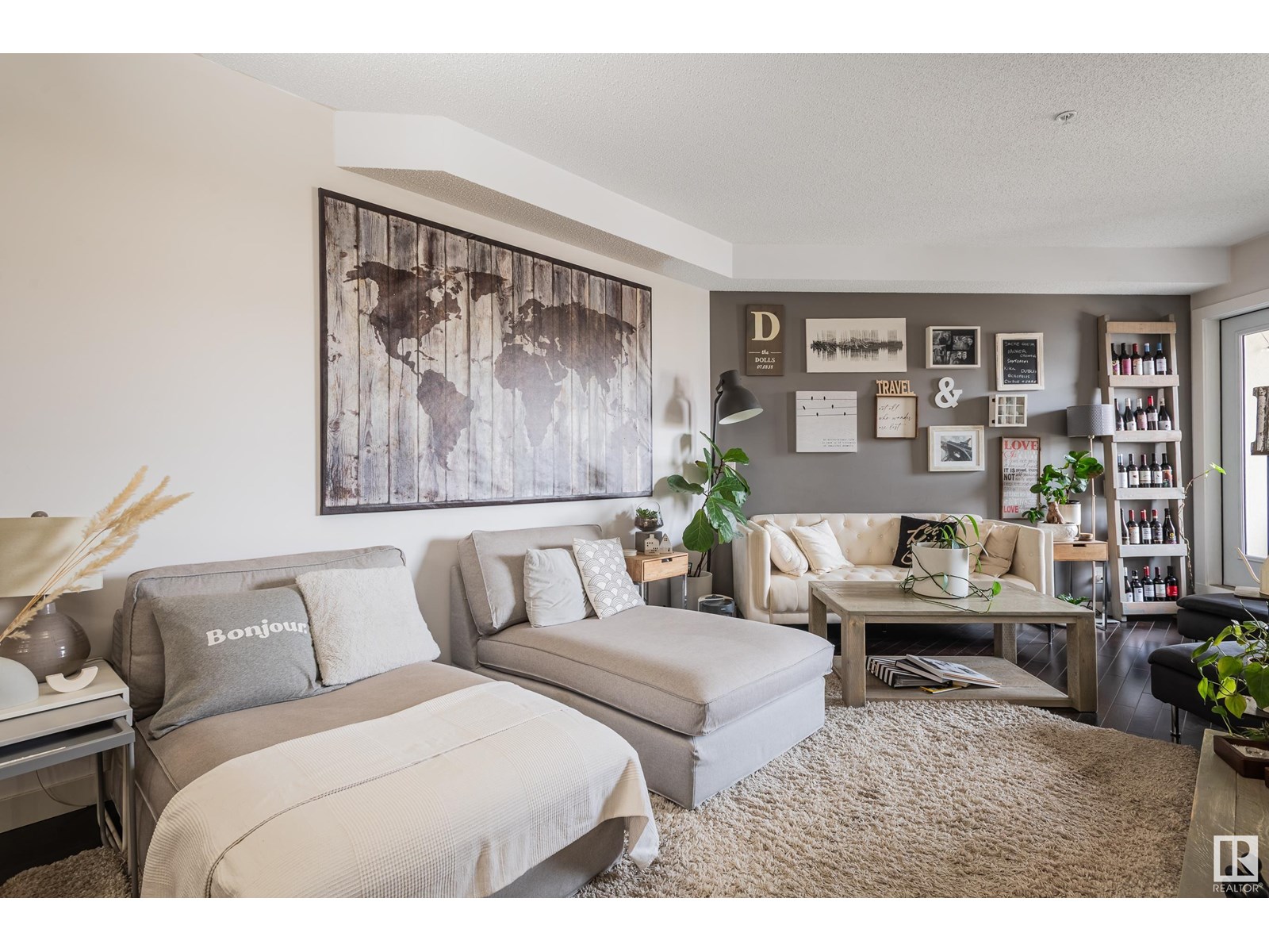 Photo 13 of 305 10523 123 St Nw, Edmonton AB