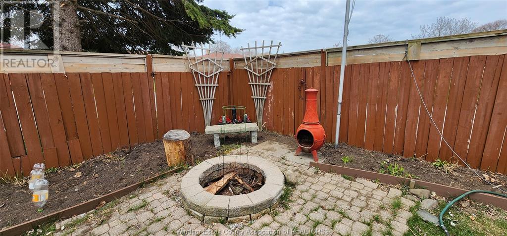 Photo 29 of 1 Lucy Crescent, Leamington ON