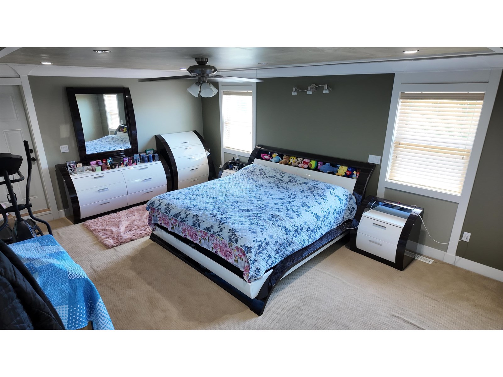Photo 1 of 6636 148 A Street, Surrey BC