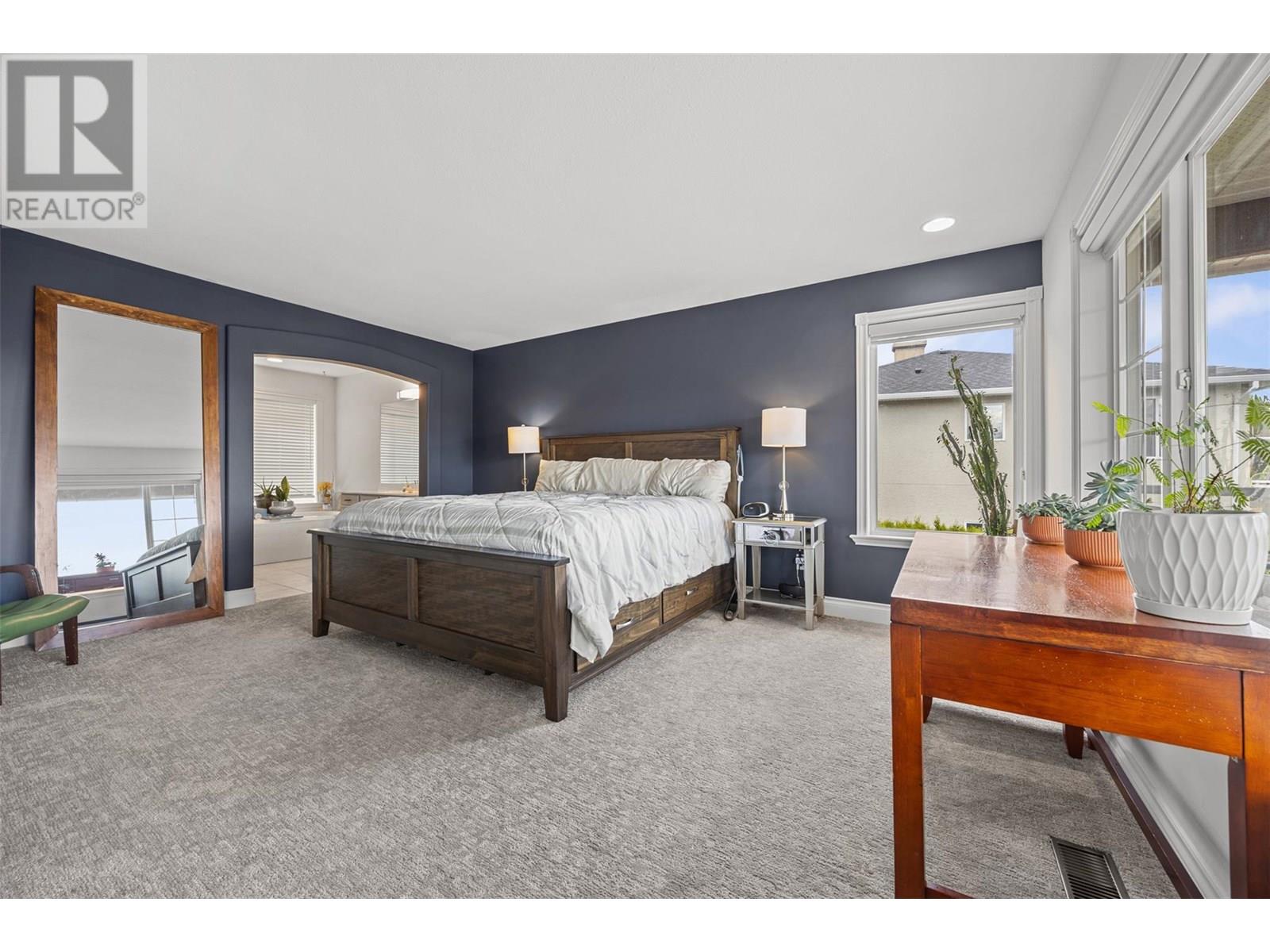 3016 LAKEVIEW COVE ROAD - Image 20