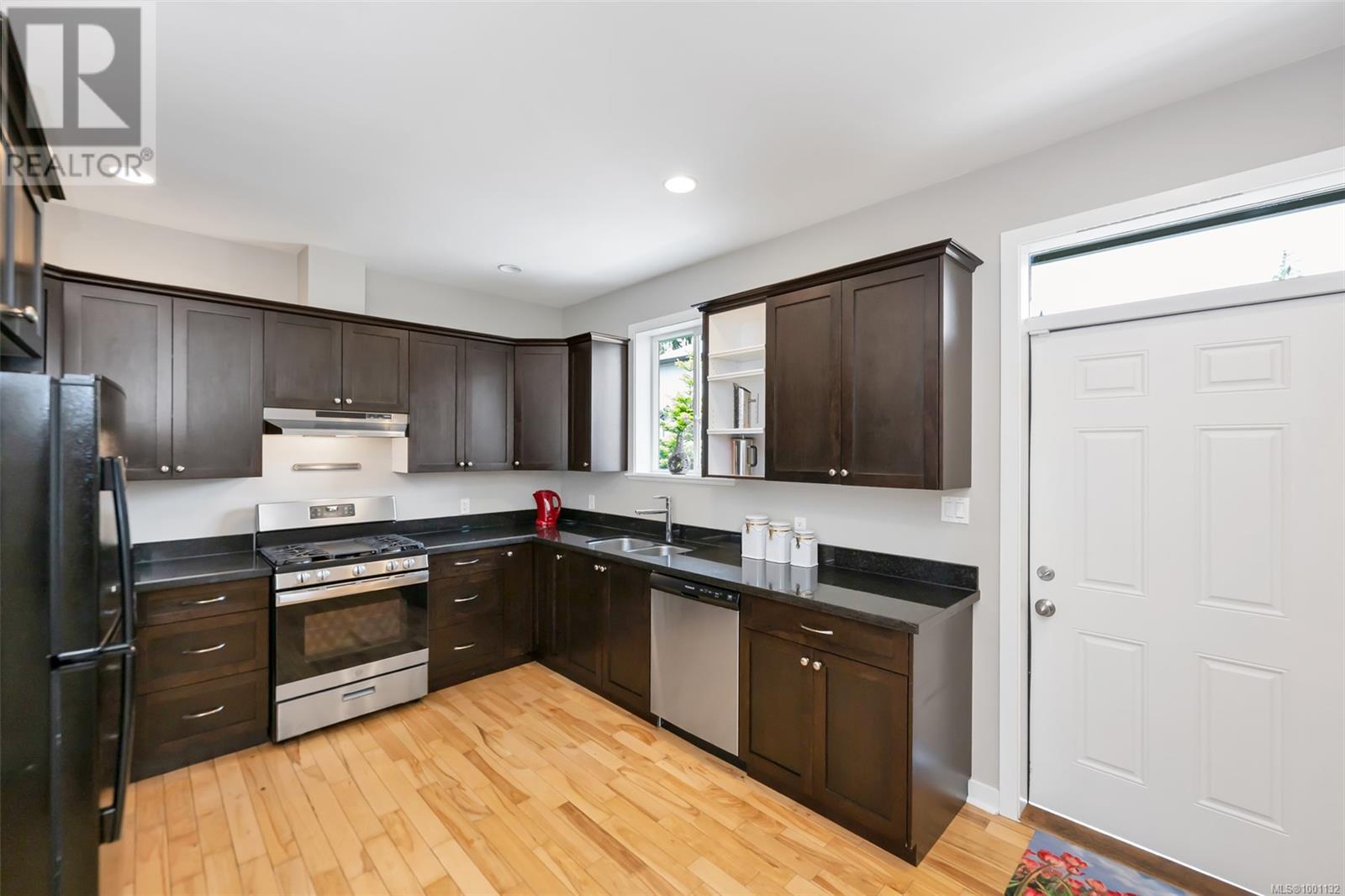  1903 Tominny Road, Sooke