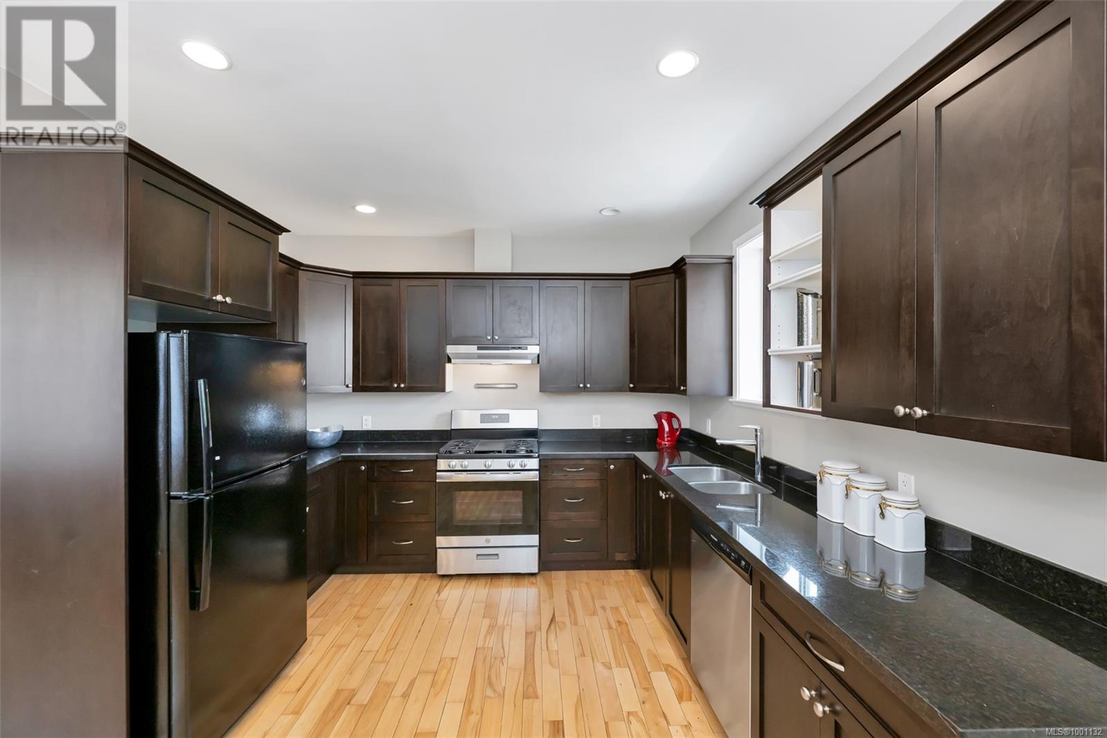  1903 Tominny Road, Sooke