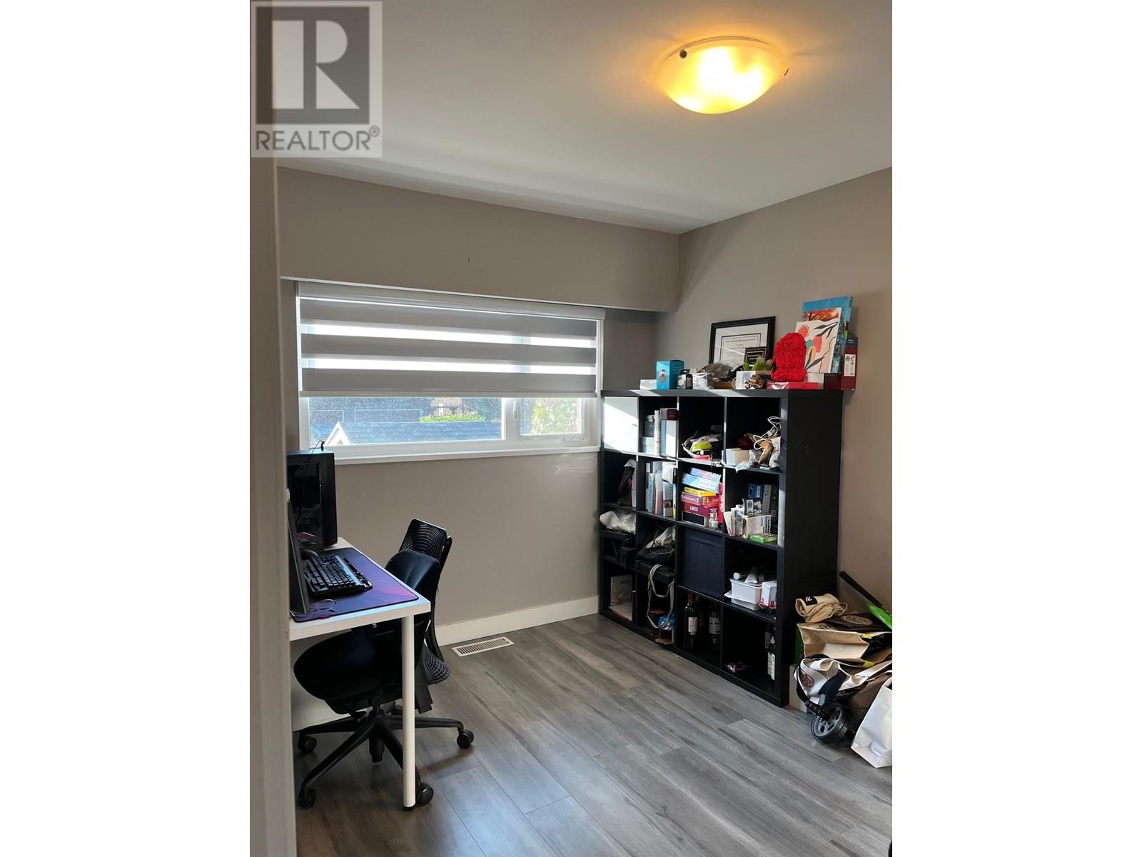 Photo 18 of 4749 Fairmont Street, Vancouver BC