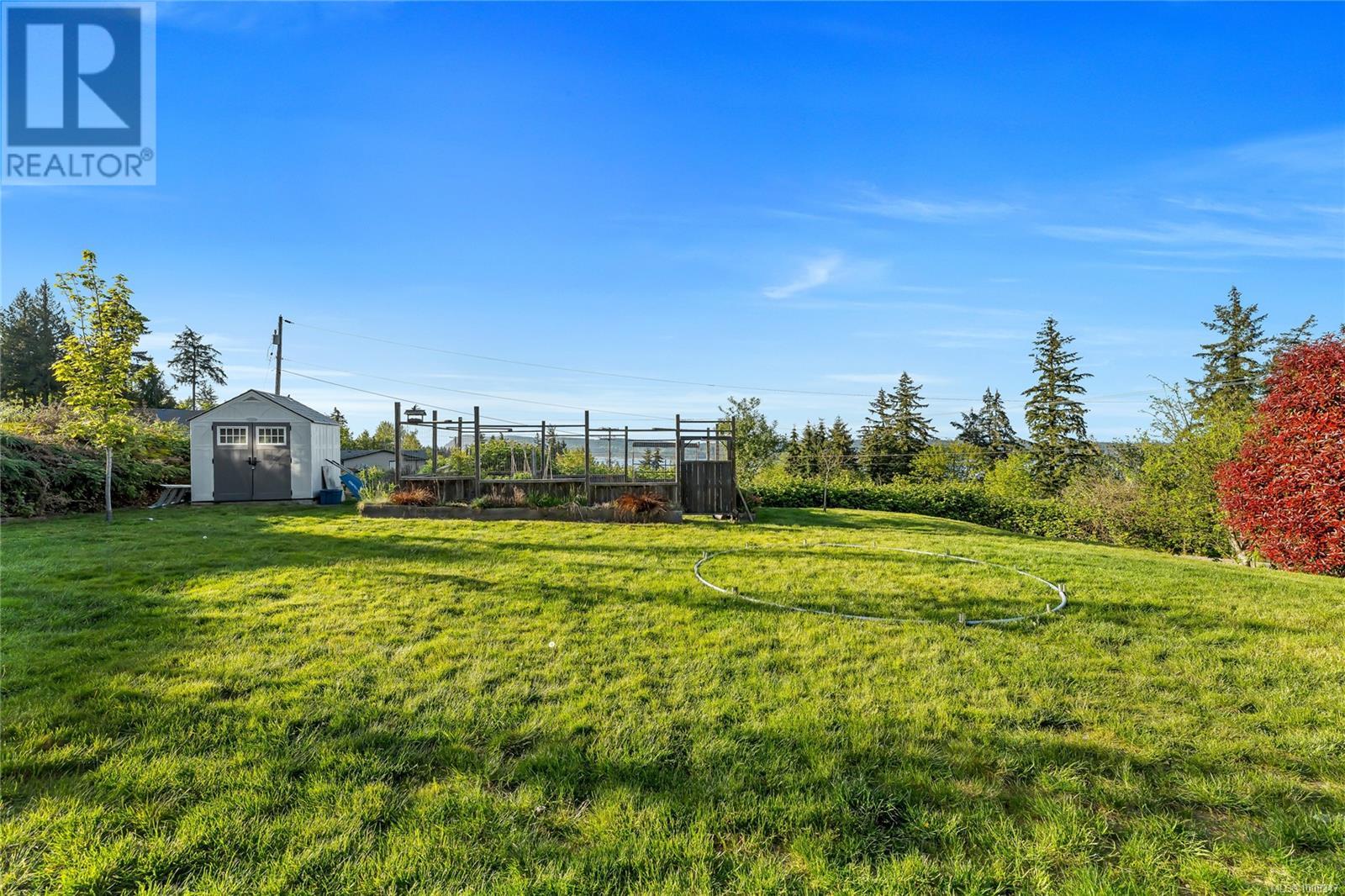 Photo 49 of 517 Louise Rd, Ladysmith BC