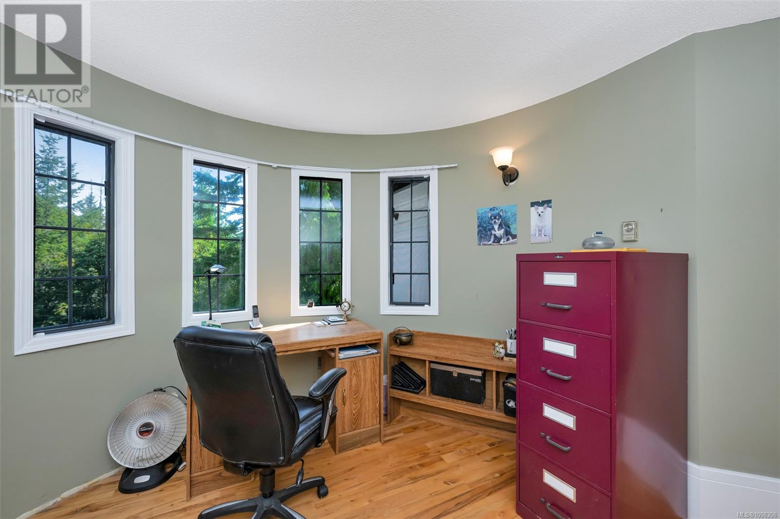 Photo 33 of 5885 Jupiter Pl, Sooke BC
