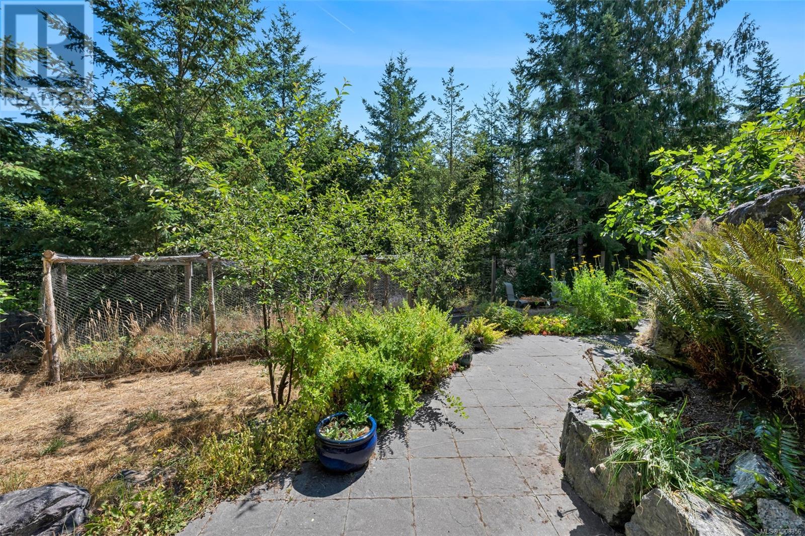 Photo 51 of 5885 Jupiter Pl, Sooke BC