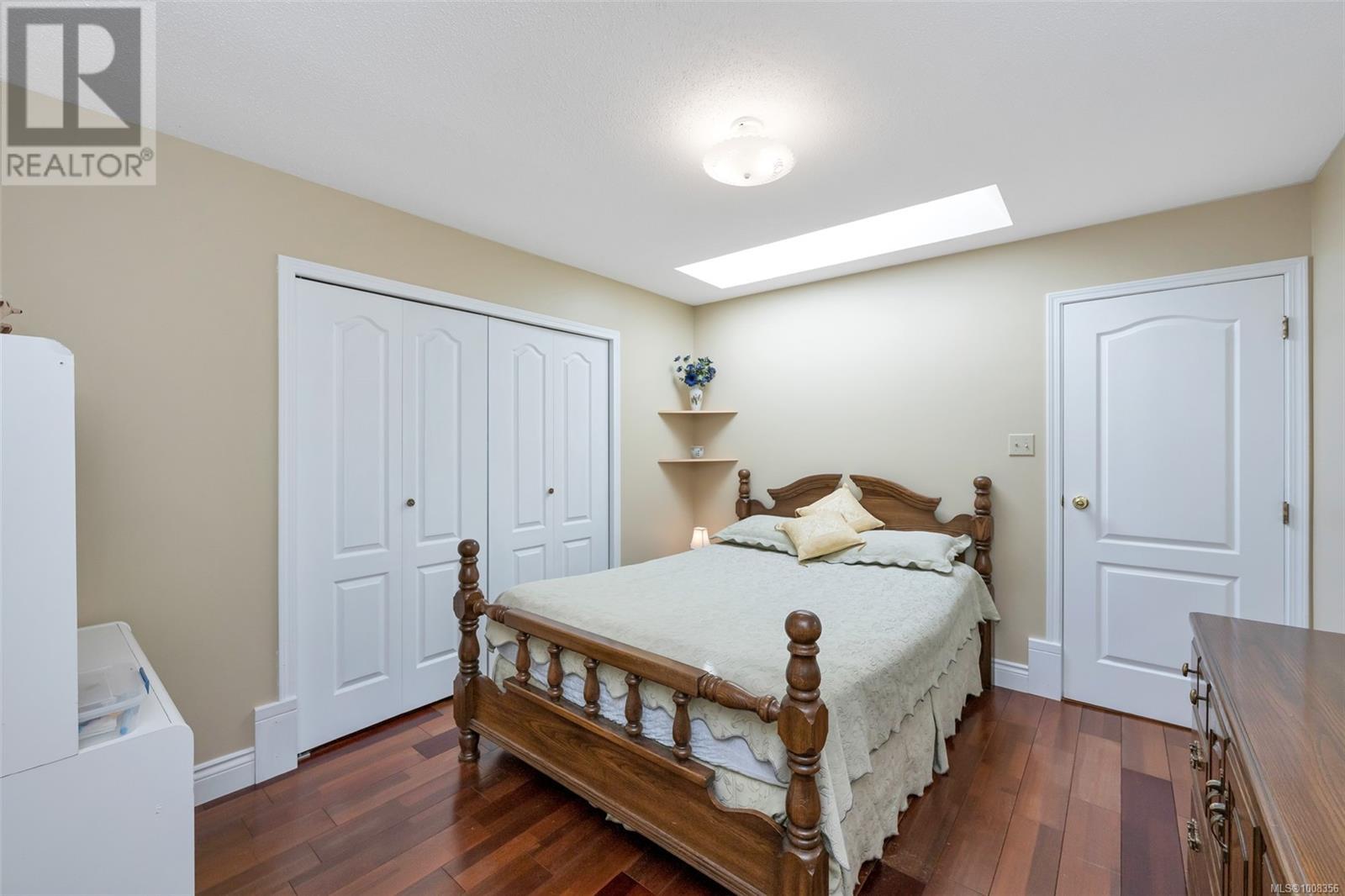 Photo 6 of 5885 Jupiter Pl, Sooke BC