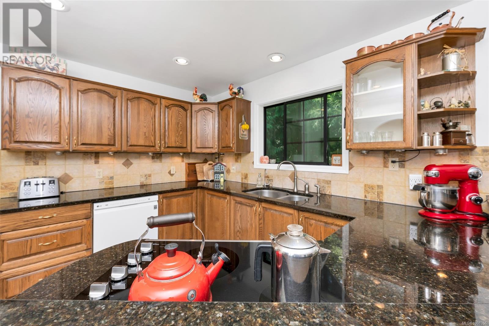 Photo 79 of 5885 Jupiter Pl, Sooke BC