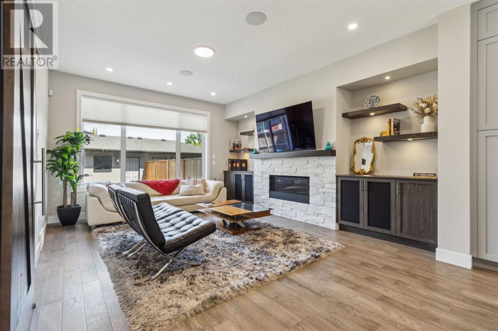 Single Family House for Sale in   Avenue NE Winston Heights/Mountview Calgary 