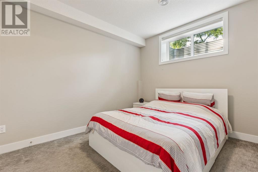 Single Family House for Sale in   Avenue NE Winston Heights/Mountview Calgary 