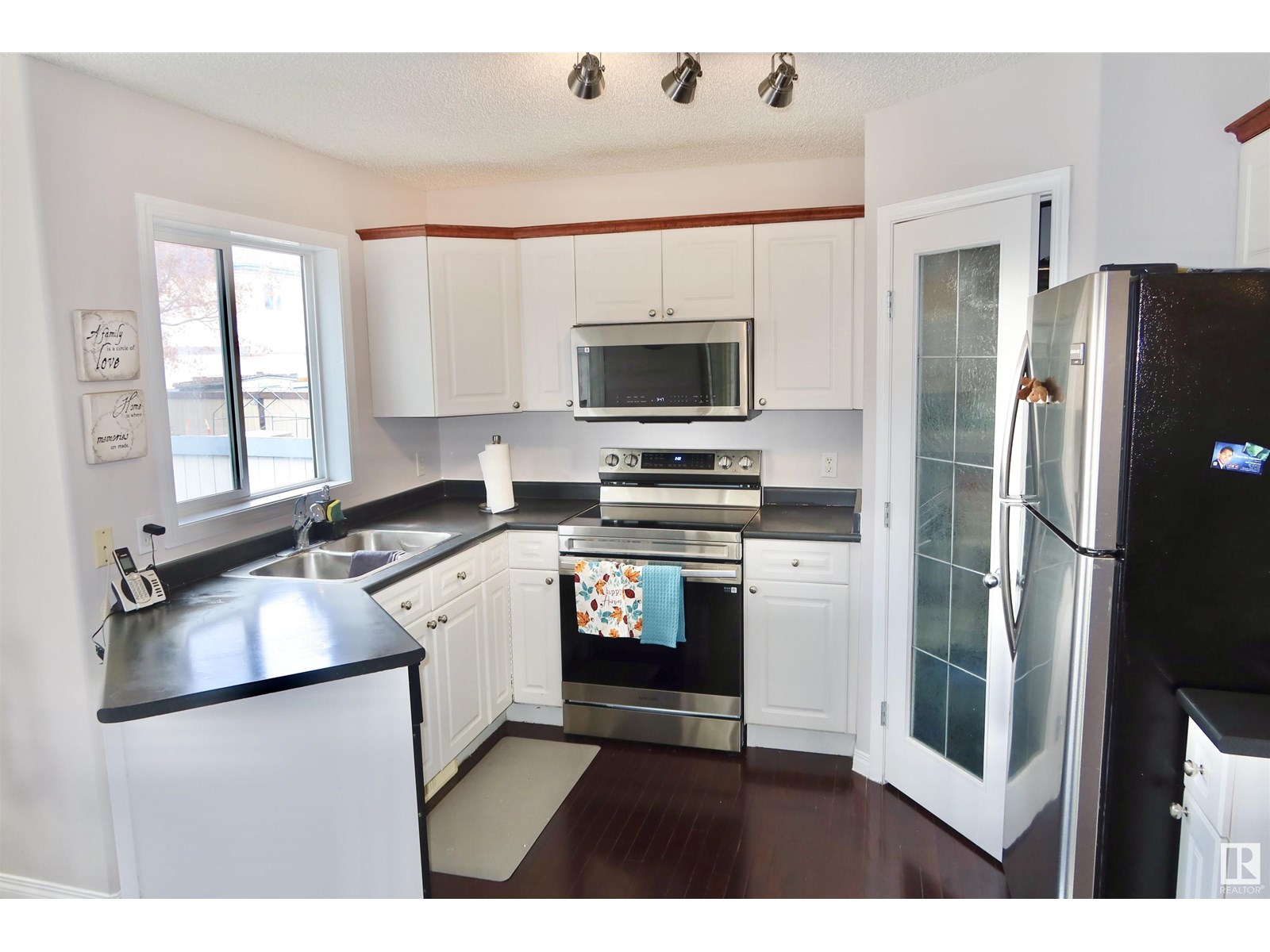 Photo 30 of 11548 167 A Av Nw, Edmonton AB