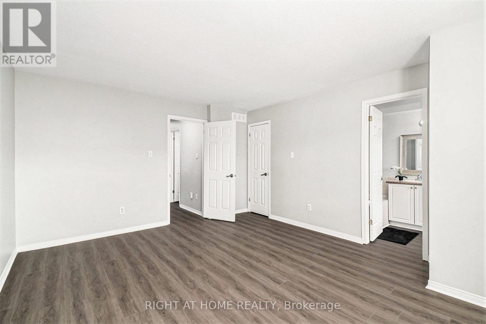 Photo 10 of 2090 Assomption Street, Ottawa ON