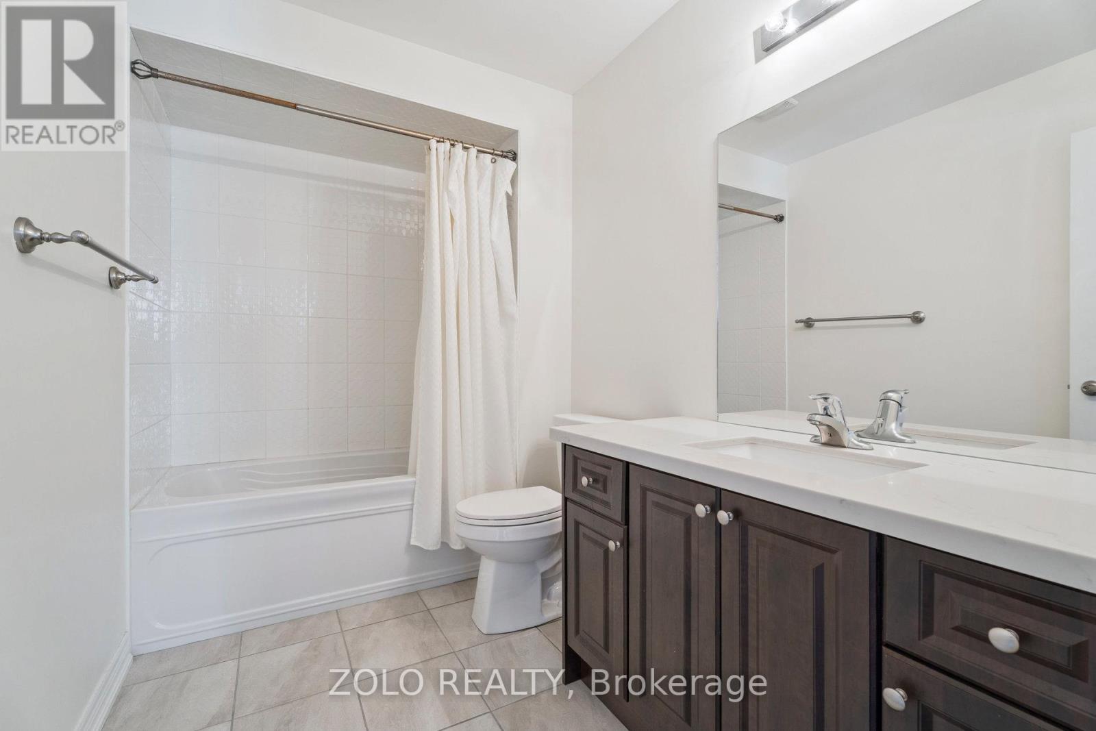 Photo 19 of 143 Kingsmere Crescent, New Tecumseth ON