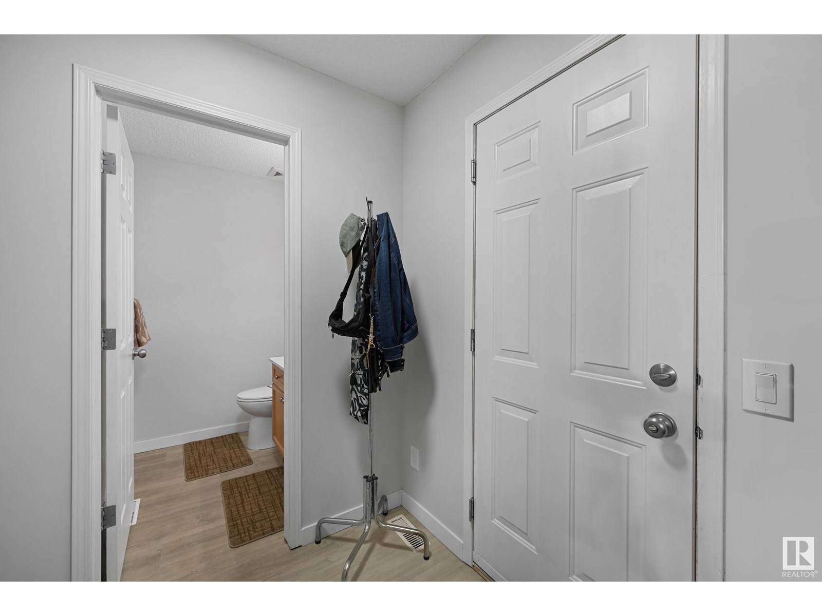 Photo 31 of 4960 191 St Nw, Edmonton AB