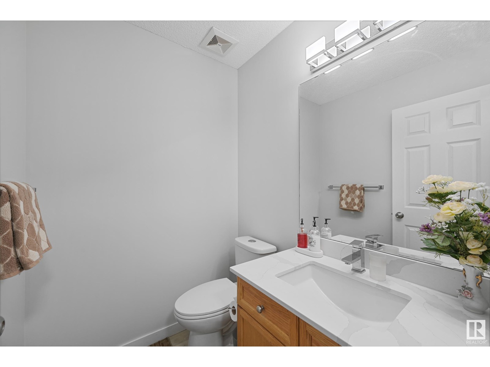 Photo 7 of 4960 191 St Nw, Edmonton AB
