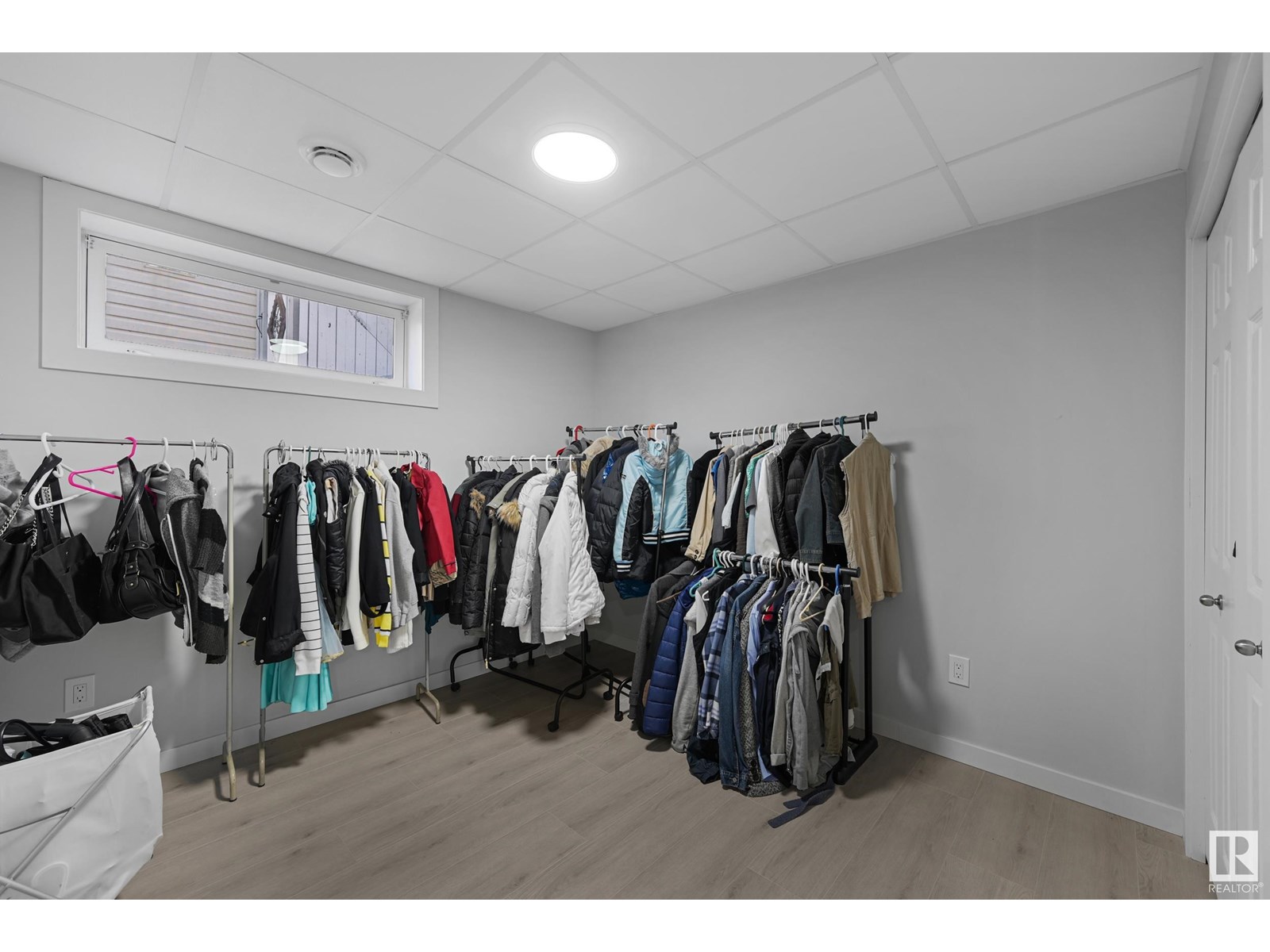 Photo 1 of 4960 191 St Nw, Edmonton AB