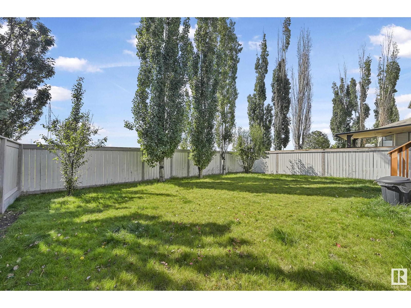 Photo 8 of 4960 191 St Nw, Edmonton AB
