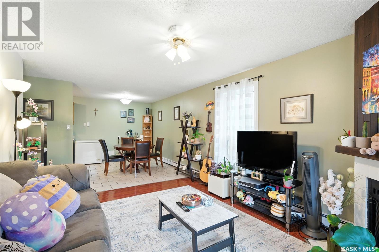Photo 10 of 1237 425 115th Street E, Saskatoon SK