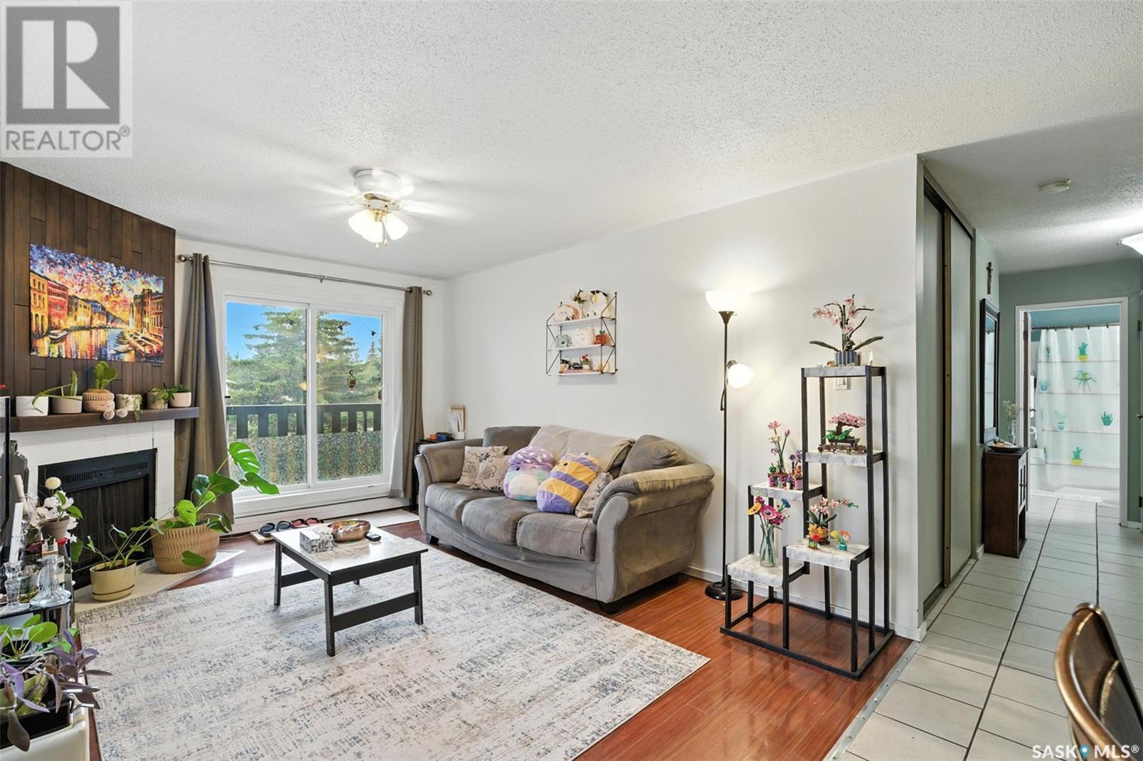 Photo 4 of 1237 425 115th Street E, Saskatoon SK