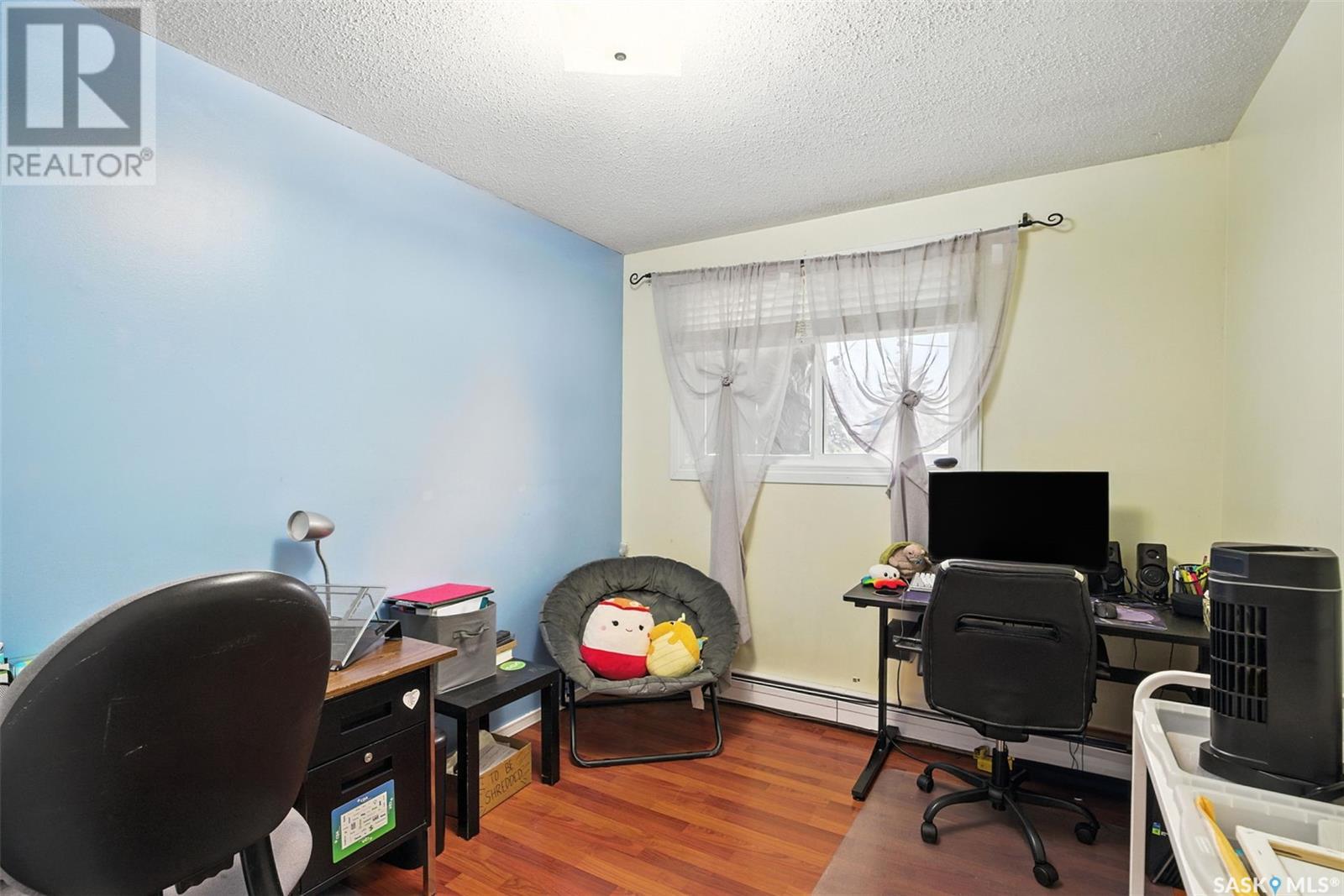 Photo 9 of 1237 425 115th Street E, Saskatoon SK