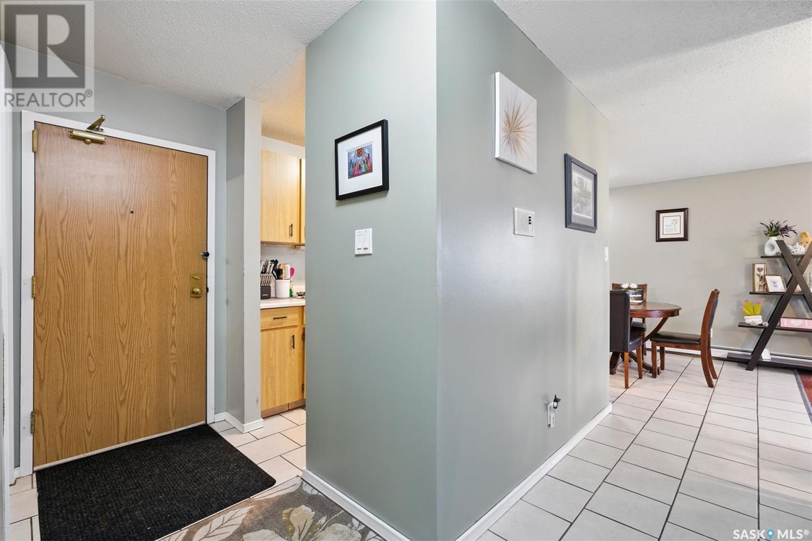 Photo 6 of 1237 425 115th Street E, Saskatoon SK