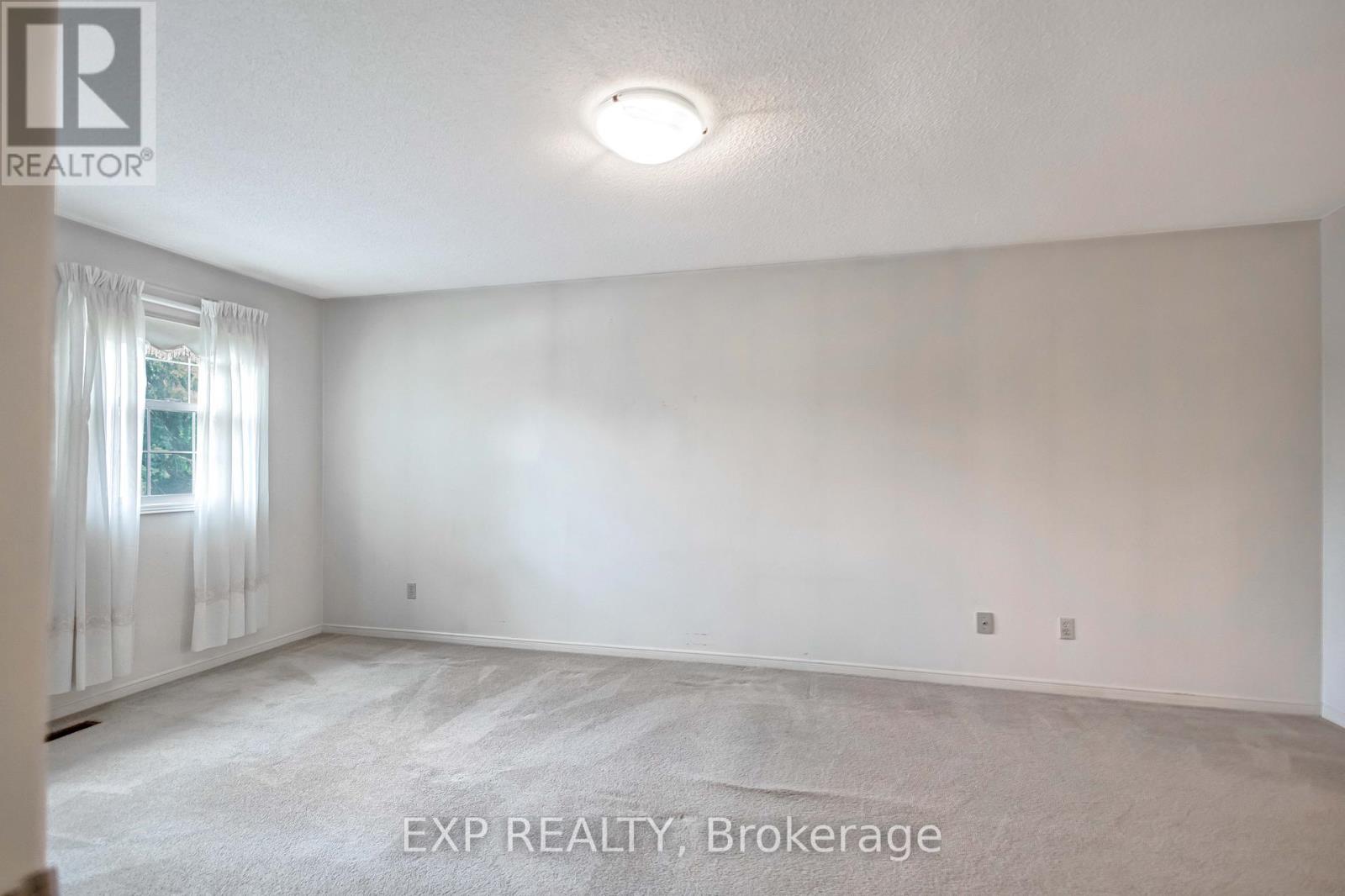 Photo 30 of 2138 The Chase, Mississauga ON