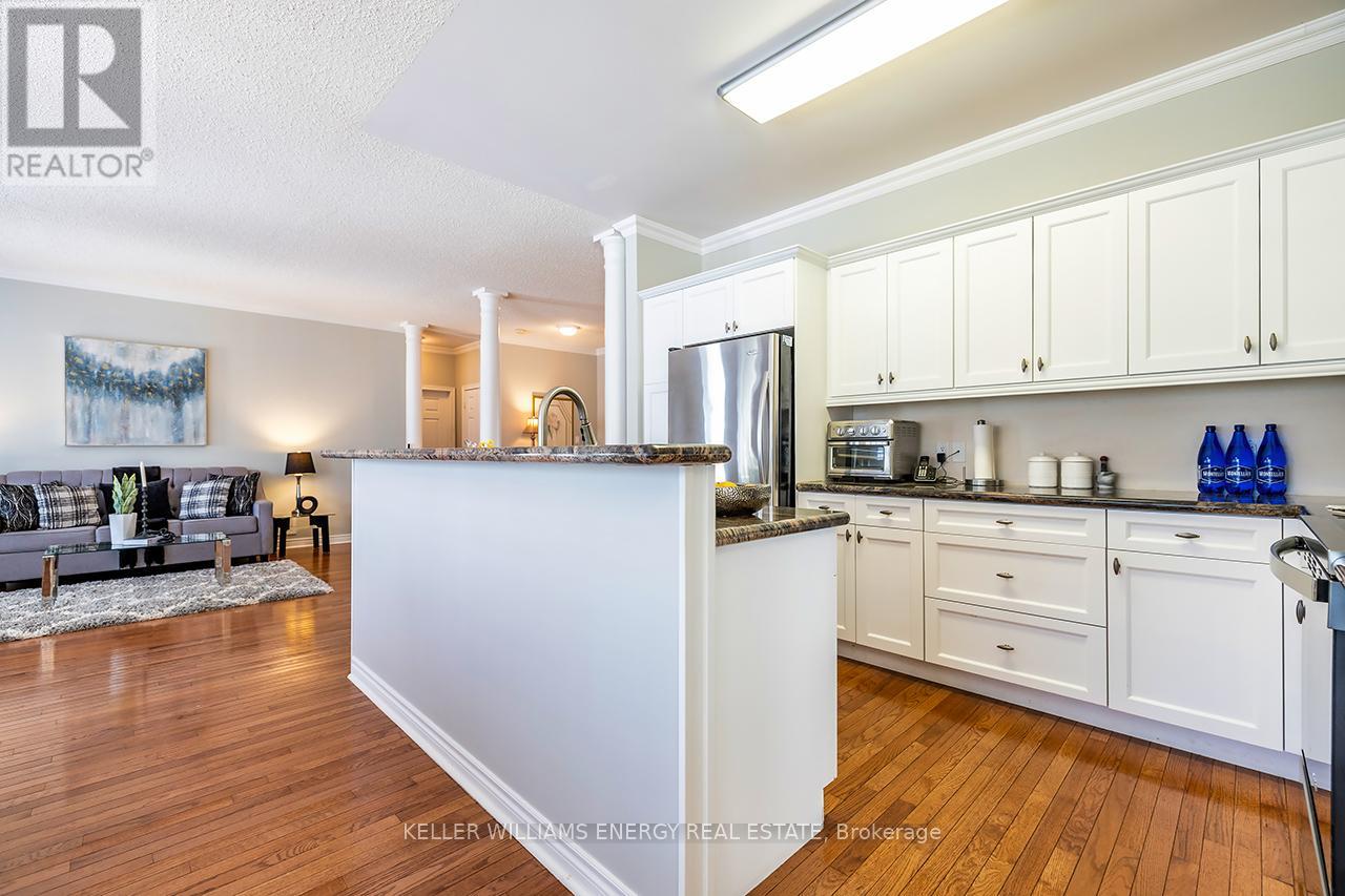 Photo 13 of 16 Kissingbridge Lane, Clarington ON