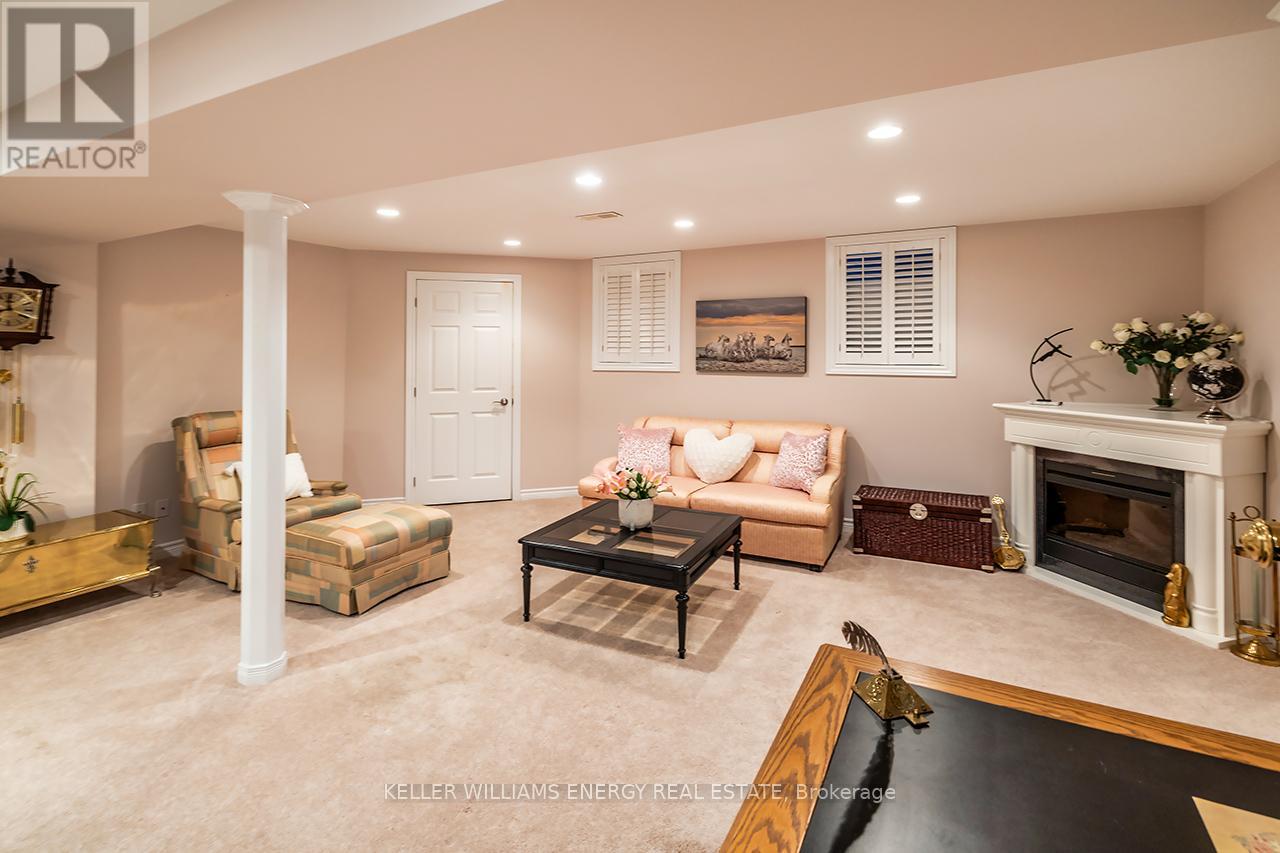 Photo 31 of 16 Kissingbridge Lane, Clarington ON