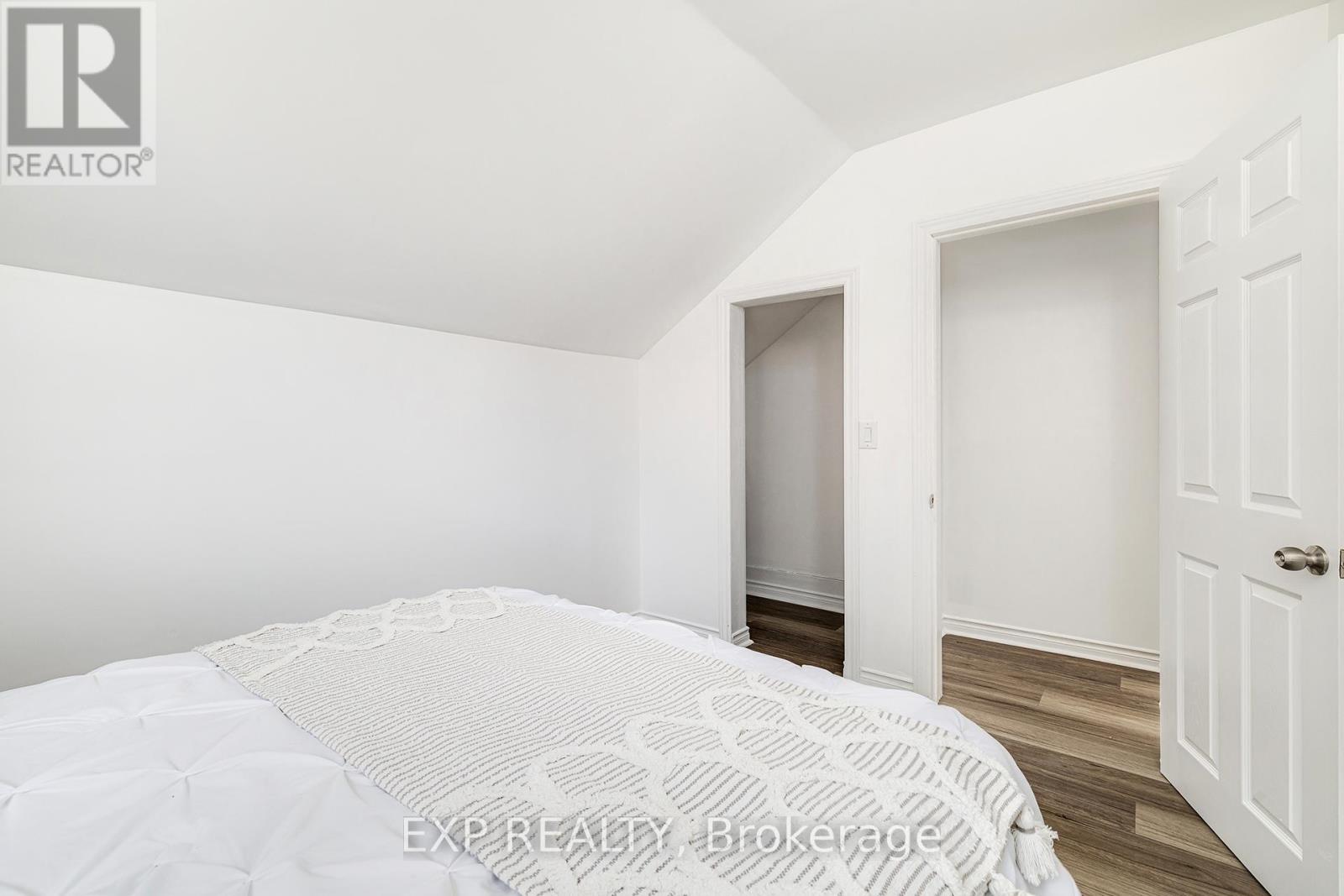 Photo 3 of 157 Sherman Street, Norfolk ON