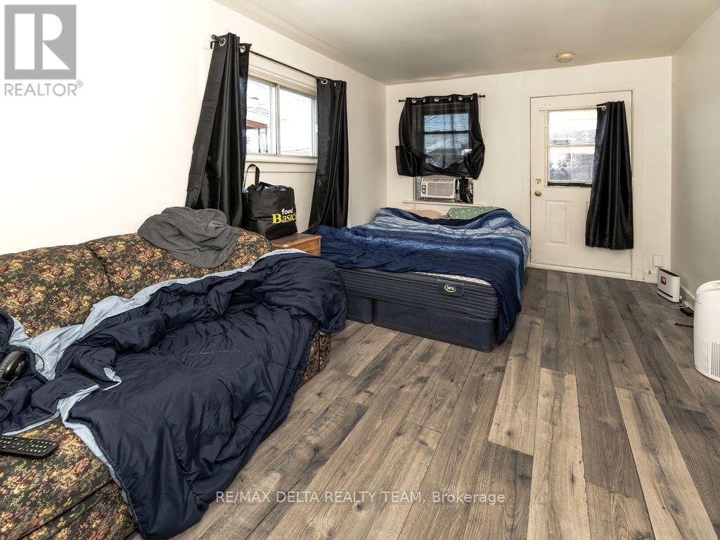 Photo 9 of 212 Mc Connell Avenue, Cornwall ON