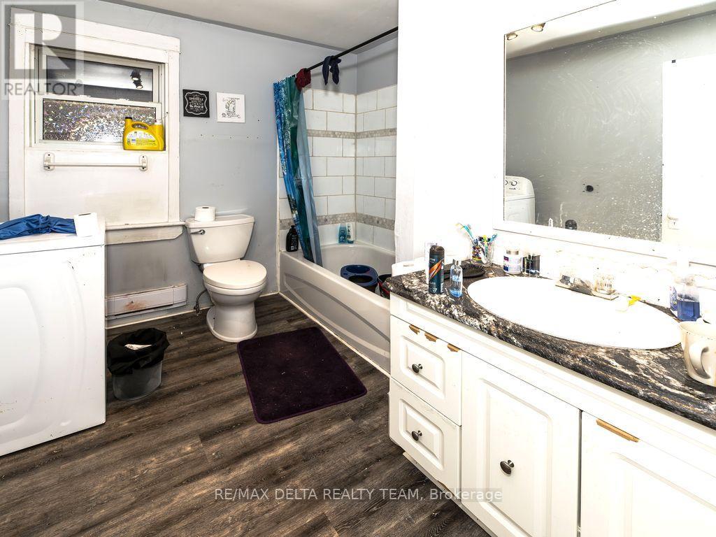 Photo 14 of 212 Mc Connell Avenue, Cornwall ON