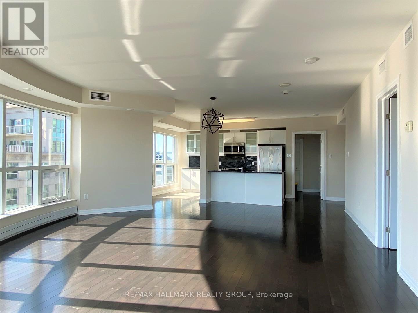 Photo 7 of 2501 195 Besserer Street, Ottawa ON