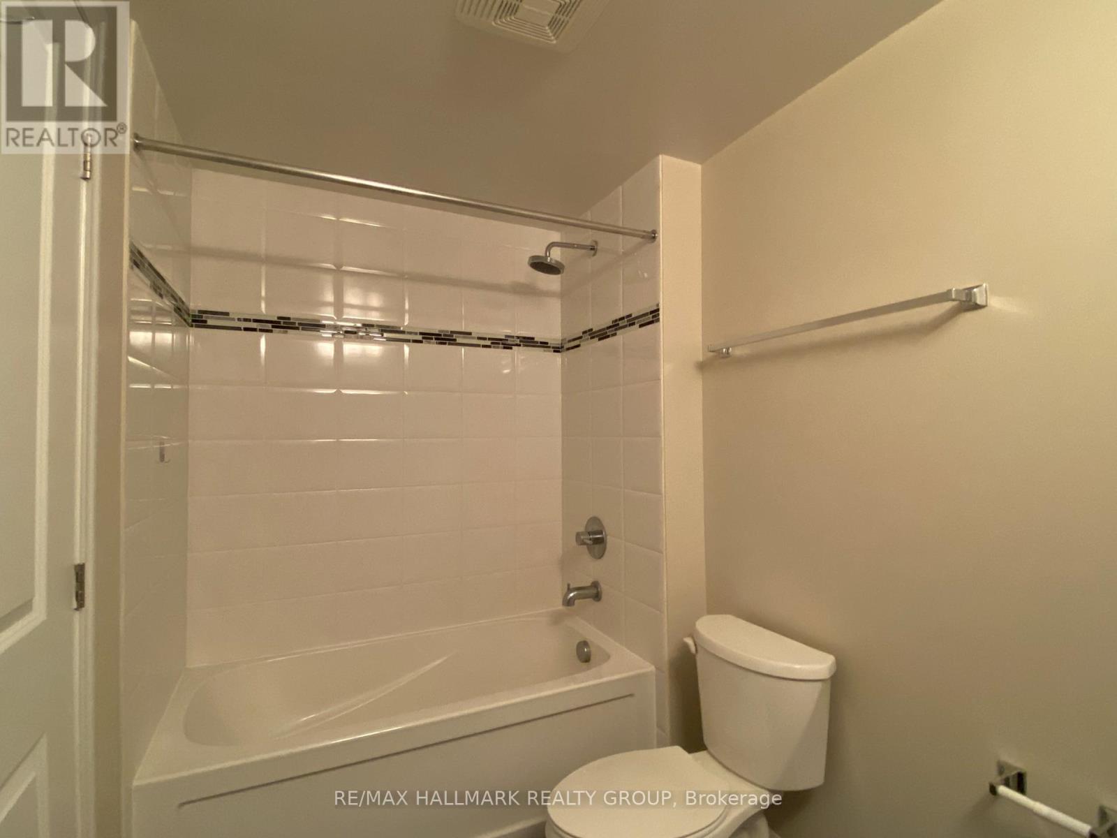 Photo 12 of 2501 195 Besserer Street, Ottawa ON