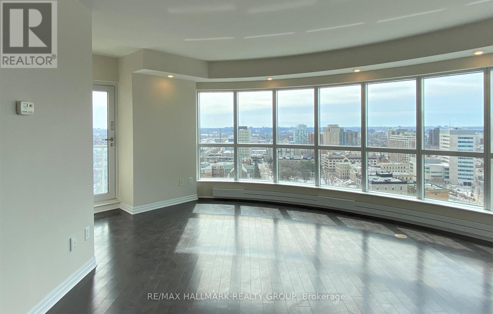Photo 28 of 2501 195 Besserer Street, Ottawa ON
