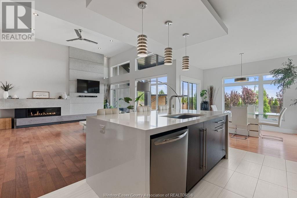 Photo 9 of 6 Mulberry Crescent, Kingsville ON